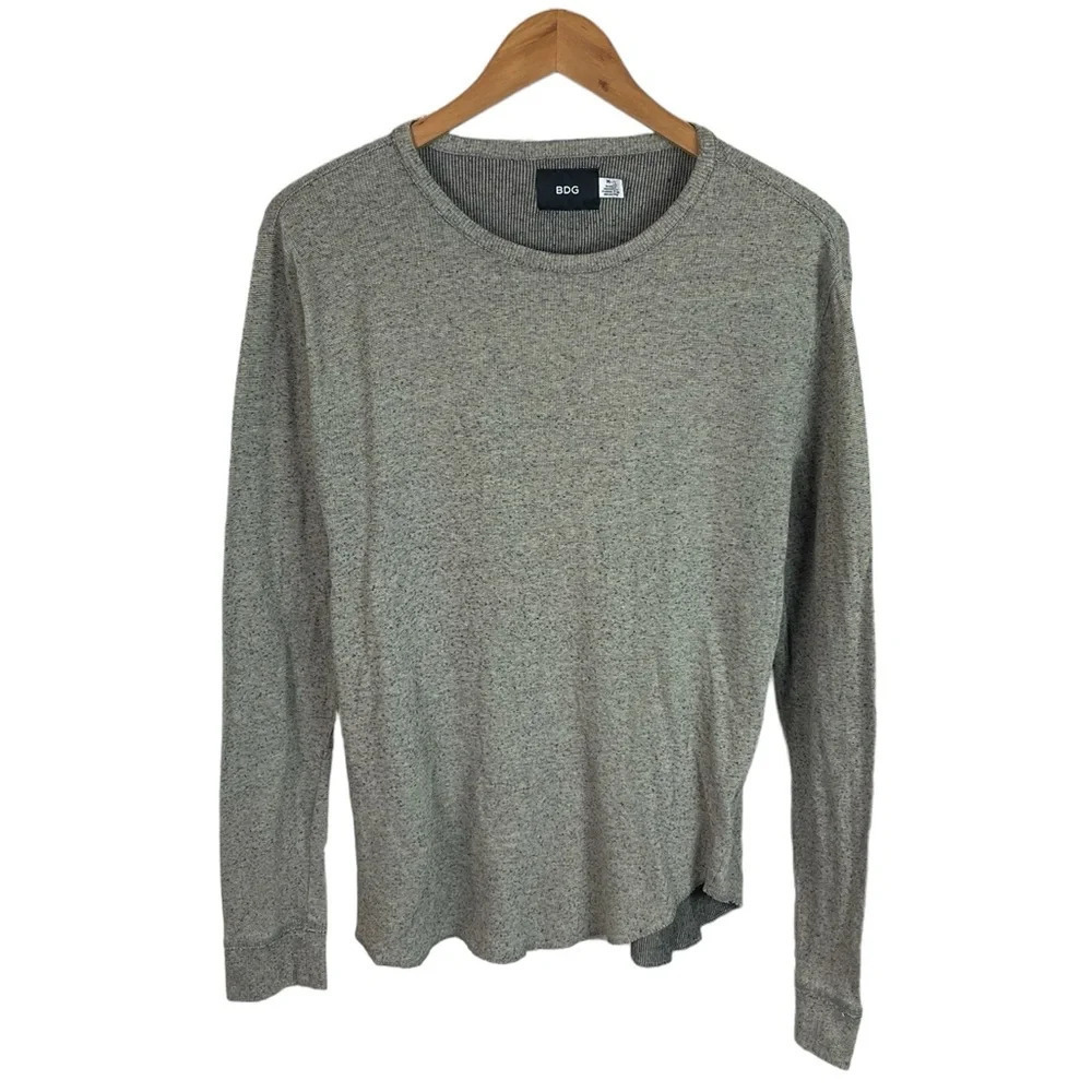 LS299 Men’s BDG Urban Outfitters Asymmetrical Hem LS Shirt M - Picture 1 of 4